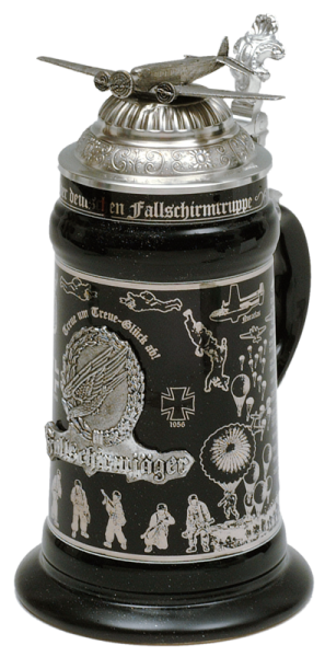 Porzellankrug „Deutsche Fallschirmjäger“